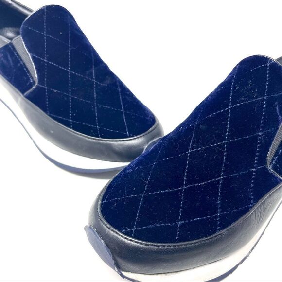 DONALD J. Pliner Ronie Navy Velvet Diamond Quilt Slip-On Sneakers Size 5.5 - Picture 11 of 11